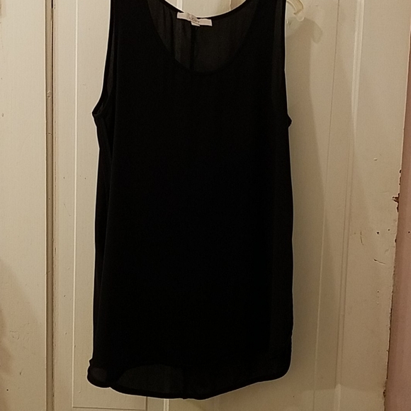 LOFT Tops - 🔴*3 for$10 bundle* Ann Taylor LOFT blouse.